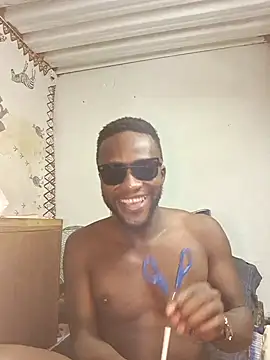 Snapshot of bull_Giant chatting on 12-17-24, 11:49 bull Giant online show from 12-17-24, 11:49