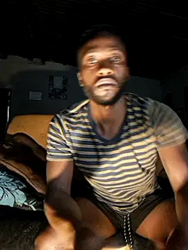 Snapshot of bull_Giant chatting on 12-25-24, 12:48 bull Giant online show from 12-25-24, 12:48