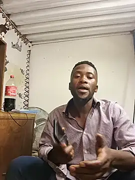 Snapshot of bull_Giant chatting on 12-27-24, 08:28 bull Giant online show from 12-27-24, 08:28