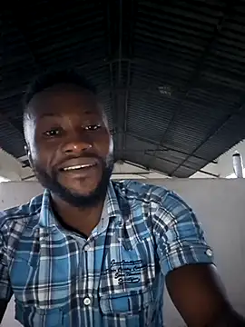 Snapshot of bull_Giant chatting on 02-07-25, 04:56 bull Giant online show from 02-07-25, 04:56