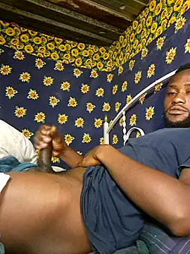 Snapshot of bull_Giant chatting on 02-10-25, 01:57 bull Giant online show from 02-10-25, 01:57