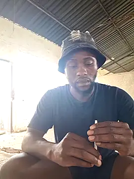 Snapshot of bull_Giant chatting on 02-10-25, 03:42 bull Giant online show from 02-10-25, 03:42