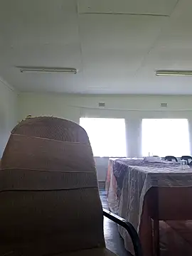 Snapshot of bull_Giant chatting on 02-11-25, 12:05 bull Giant online show from 02-11-25, 12:05