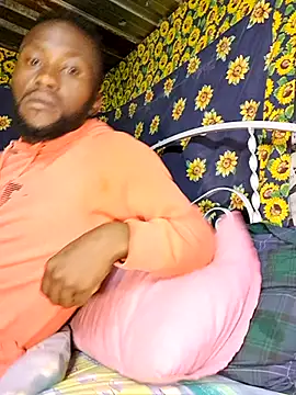 Snapshot of bull_Giant chatting on 03-12-25, 11:33 bull Giant online show from 03-12-25, 11:33