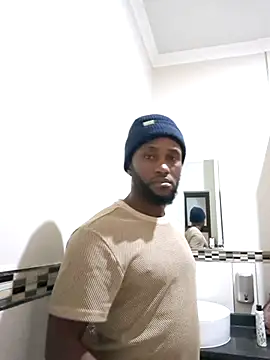 Snapshot of bull_Giant chatting on 10-01-25, 07:42 bull Giant online show from 10-01-25, 07:42