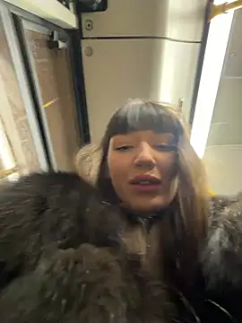 Sophie Avory online show from 02-03-26, 04:45