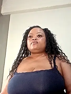 hugemelonsxxx online show from 10-28-25, 10:30