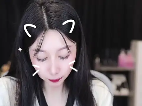 Nuyoah-77 online show from 10-17-25, 03:47