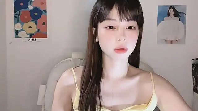 -Hottie online show from 11-14-25, 04:17