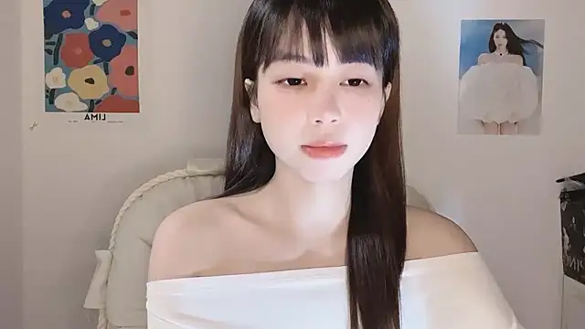 -Hottie online show from 11-15-25, 04:14