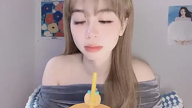 -Hottie online show from 02-12-26, 04:13