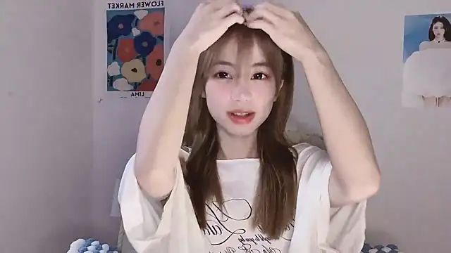 -Hottie online show from 02-27-26, 04:07