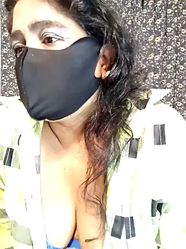 Maya8175 online show from 10-29-25, 04:42