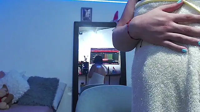 Snapshot of julianasweet69 chatting on 02-06-25, 03:59 julianasweet69 online show from 02-06-25, 03:59