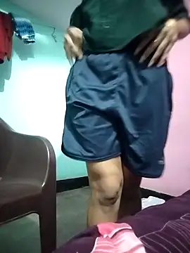 Snapshot of Hotty-Divya chatting on 03-25-26, 01:55 Hotty-Divya online show from 03-25-26, 01:55