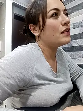 Lesly 10- online show from 11-08-25, 02:23