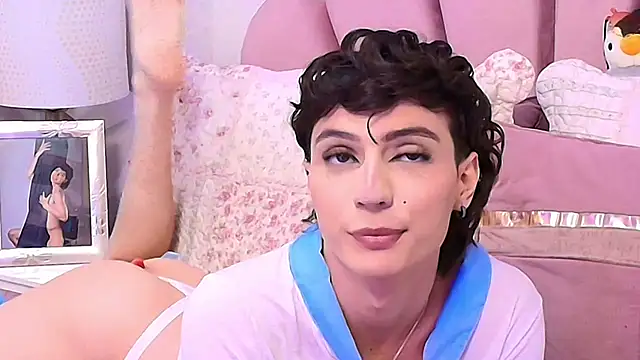 KylieMonnett online show from 10-27-25, 08:24