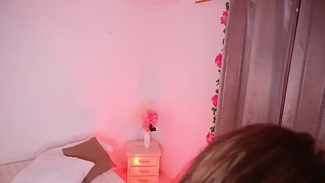 Alondrasparrow2 online show from 02-27-25, 01:38