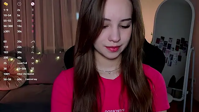 Alice loft online show from 10-22-25, 02:23