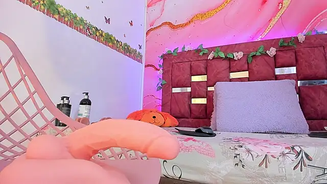 melody paris online show from 02-08-25, 10:50