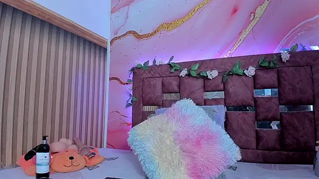 melody paris online show from 03-07-25, 10:45