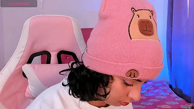 adriannyp 1 online show from 09-22-25, 01:02