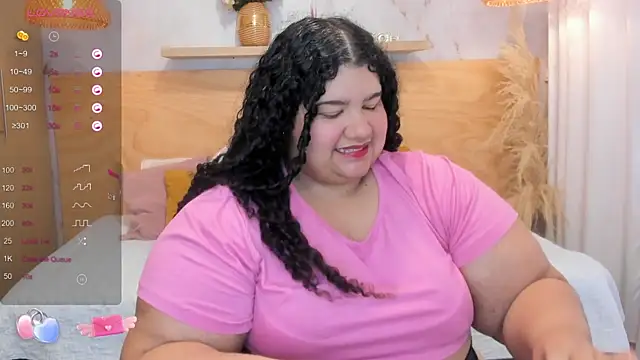 Snapshot of Miley_Collins chatting on 11-22-25, 12:48 Miley Collins online show from 11-22-25, 12:48