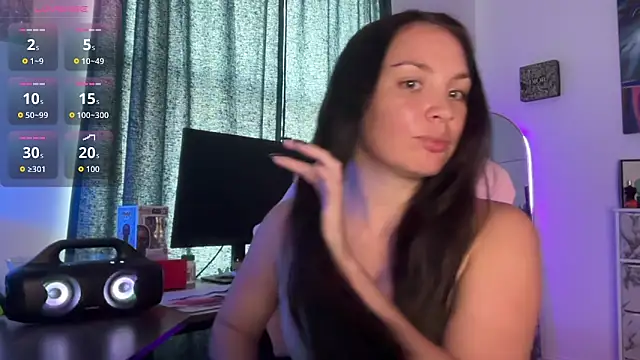 Snapshot of sweetsariaah chatting on 10-27-25, 06:34 sweetsariaah online show from 10-27-25, 06:34