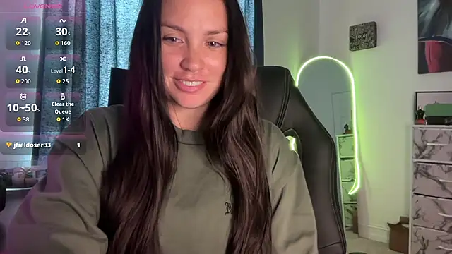 Snapshot of sweetsariaah chatting on 11-23-25, 06:08 sweetsariaah online show from 11-23-25, 06:08