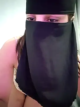 Snapshot of _arabica_ chatting on 11-19-25, 06:24 arabica online show from 11-19-25, 06:24