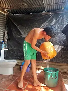 Snapshot of Valentinacuc chatting on 02-21-26, 07:04 Valentinacuc online show from 02-21-26, 07:04