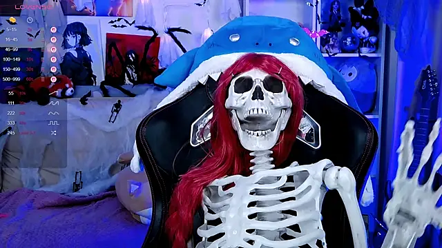 Snapshot of _Sparkland_ chatting on 10-23-25, 09:35 Sparkland online show from 10-23-25, 09:35