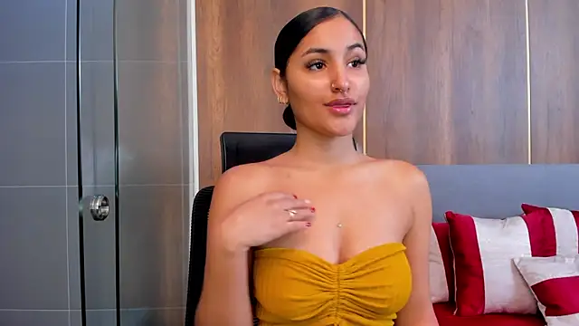 AishaPeyton online show from 12-26-24, 11:46