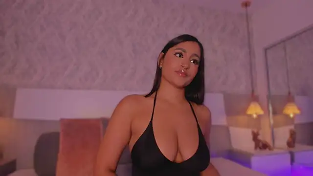 AishaPeyton online show from 11-07-25, 08:31