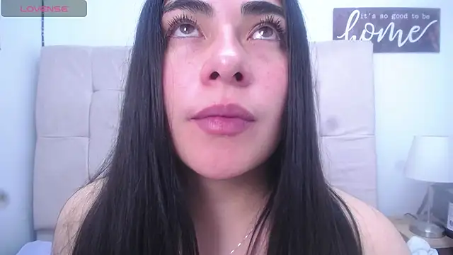Snapshot of missexy303av chatting on 02-01-25, 11:27 missexy303av online show from 02-01-25, 11:27