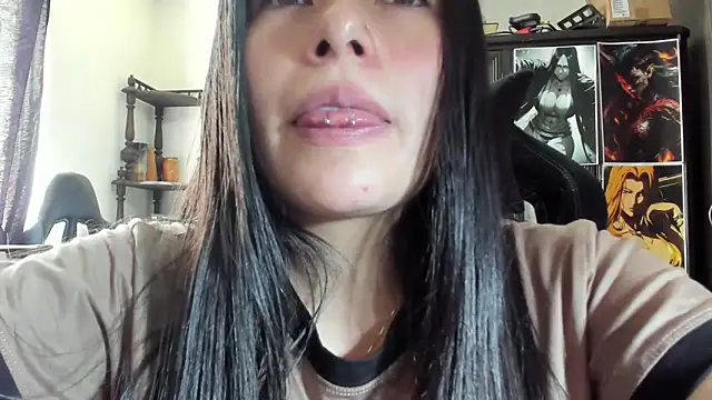 Snapshot of missexy303av chatting on 03-14-25, 05:02 missexy303av online show from 03-14-25, 05:02