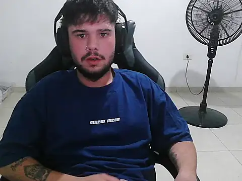 tubabymaldito0 online show from 11-25-25, 01:38