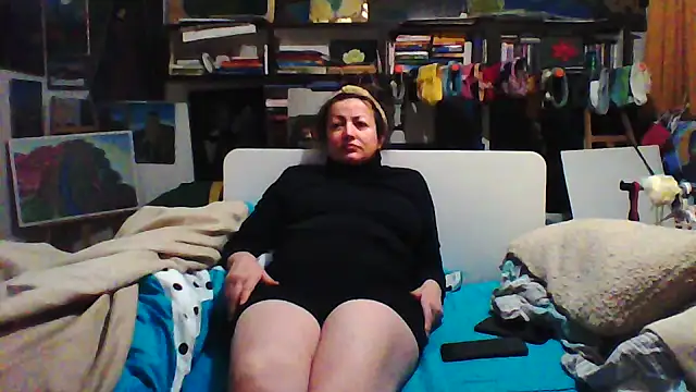 Snapshot of MariaAnaSunshine chatting on 11-23-25, 06:30 MariaAnaSunshine online show from 11-23-25, 06:30