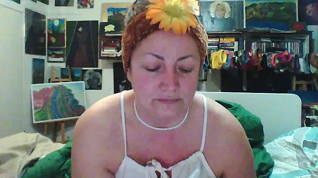 Snapshot of MariaAnaSunshine chatting on 01-12-26, 09:42 MariaAnaSunshine online show from 01-12-26, 09:42