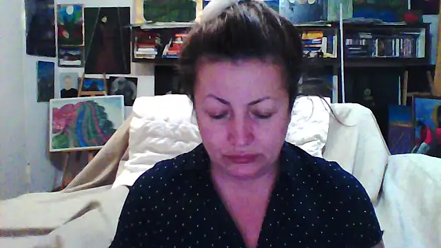 Snapshot of MariaAnaSunshine chatting on 02-14-26, 09:55 MariaAnaSunshine online show from 02-14-26, 09:55