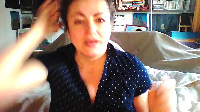 Snapshot of MariaAnaSunshine chatting on 02-19-26, 06:42 MariaAnaSunshine online show from 02-19-26, 06:42