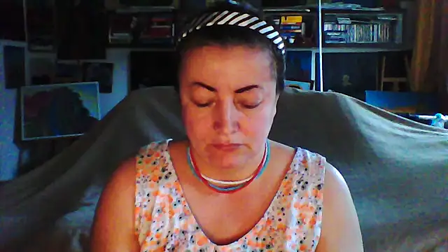 Snapshot of MariaAnaSunshine chatting on 02-21-26, 08:37 MariaAnaSunshine online show from 02-21-26, 08:37