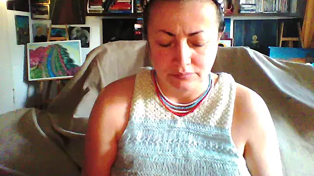 Snapshot of MariaAnaSunshine chatting on 02-26-26, 06:45 MariaAnaSunshine online show from 02-26-26, 06:45