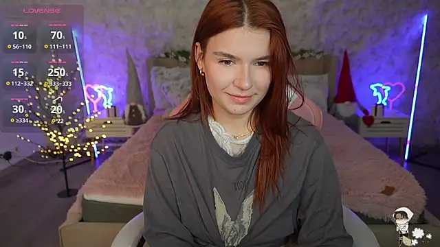 RedShinee online show from 12-17-24, 04:53