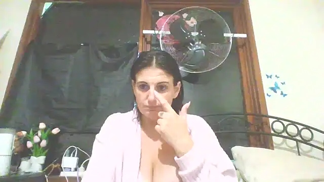 Clarissaroseyplus1 online show from 02-25-26, 08:18