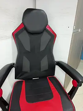 Snapshot of AndresChuboi chatting on 11-14-25, 03:05 AndresChuboi online show from 11-14-25, 03:05