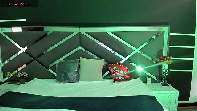 SexyNaf online show from 10-08-25, 07:22