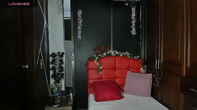 SexyNaf online show from 01-08-26, 07:05