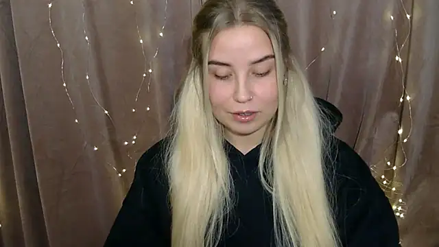 KristyHoney online show from 12-14-24, 10:02