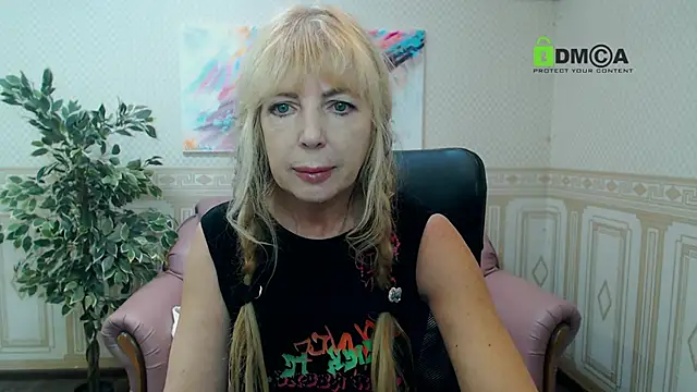 Snapshot of Anna_Diax chatting on 12-05-24, 12:44 Anna Diax online show from 12-05-24, 12:44